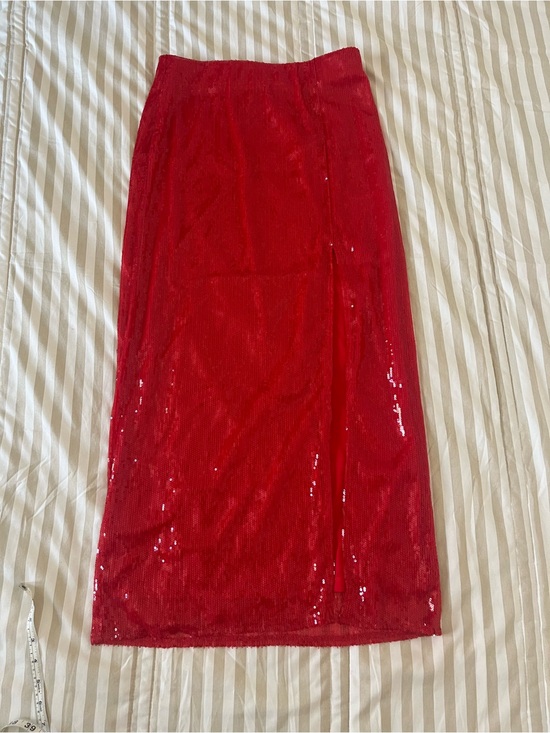 a new day Dresses & Skirts - ✨ A New Day Red Sequin Skirt | Size XS | Midi to Maxi Length on Petite Frames